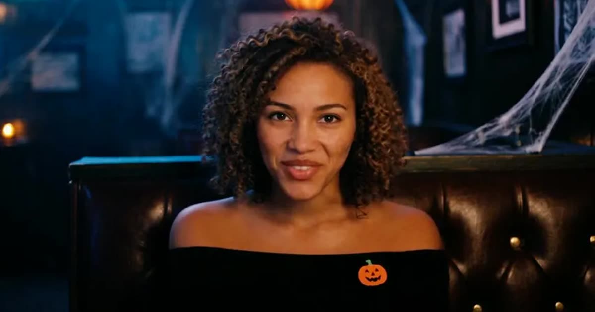 Obsession Halloween AI showcase: Obsession diner stare-down across facing booths in a cobwebbed late-night diner